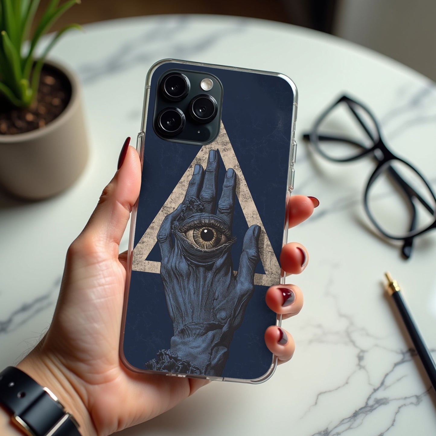 Eye 555